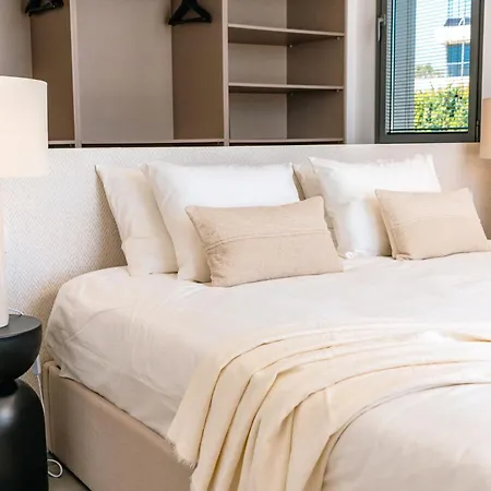 Dominica Villa Estepona